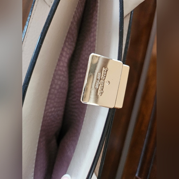 Kate Spade Leather Satchel ! EUC! - Picture 9 of 15